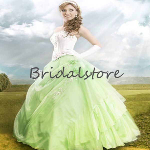 Unico verde menta con abiti Quinceanera bianchi Rerto Abito da ballo anni '50 Abito da ballo in pizzo Elegante senza spalline Tulle Abiti da sera per feste da notte 2021 Corsetto Sweet 16