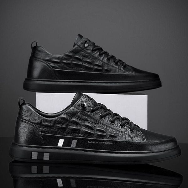 

2021 new classic men's outdoor dress shoe with leather tips carved italian formal board shoes b39, Black