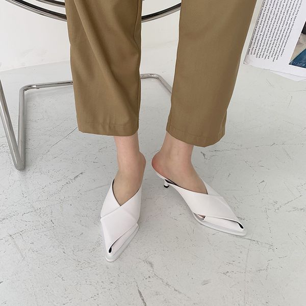 

pointed toe women slippers fashion ladies casual slides thin low heels black/gray/white fashion summer slides mules flip flops 210513