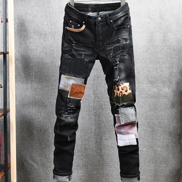 Europa und Amerika Herrenjeans Klassiker 2021 Luxus-Hip-Hop-Hose Stylist Distressed Ripped Rider Slim-Fit-Bike-Motorrad-Rock-Revival-Denim