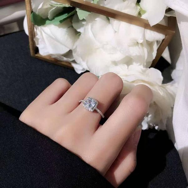 

female high sense s925 sterling silver square 4-claw inlaid zircon ring elegant noble fashion boutique gift cluster rings, Golden;silver