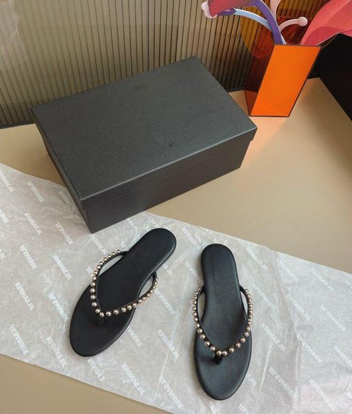 

slippers 2021 genuine leather pinch flat flip flops foreign trade fashion, Black