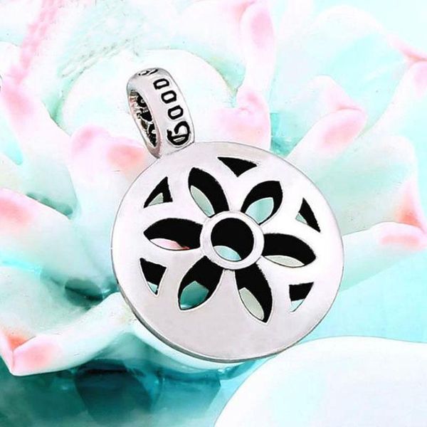 

pendants ska women pendant men 2021 est necklace for cherry blossoms stainless steel hollow out vintage jewelry bp8-338, Black