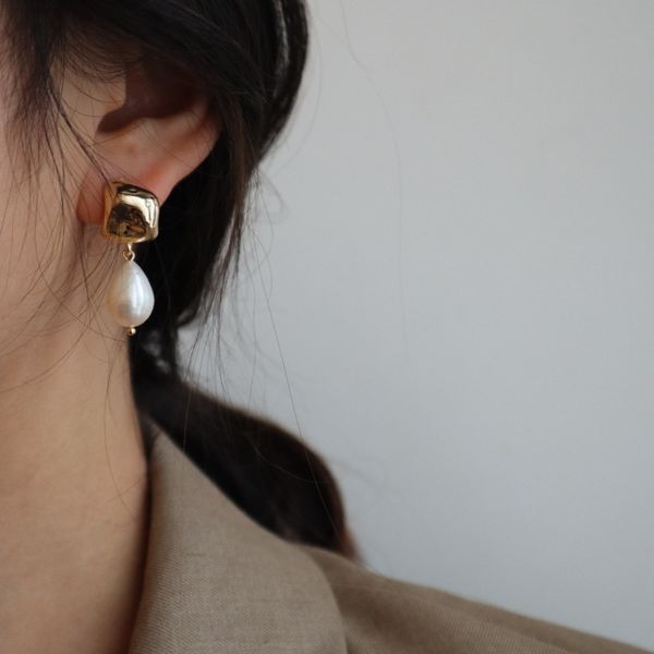 

190 personality simple shaped baroque pearl earrings women's d2-1, Silver