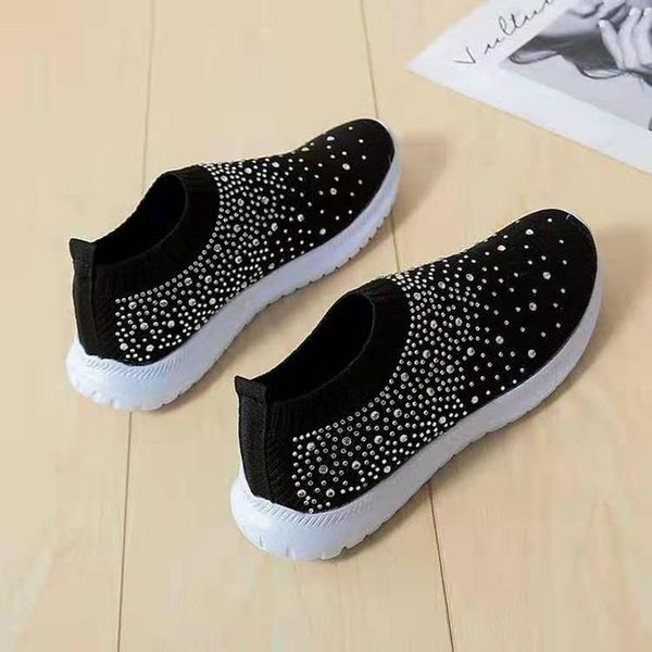 

sandals 2021 spring and summer european beautiful style flying woven casual light fashion simple flat shoes with diamonds, Black