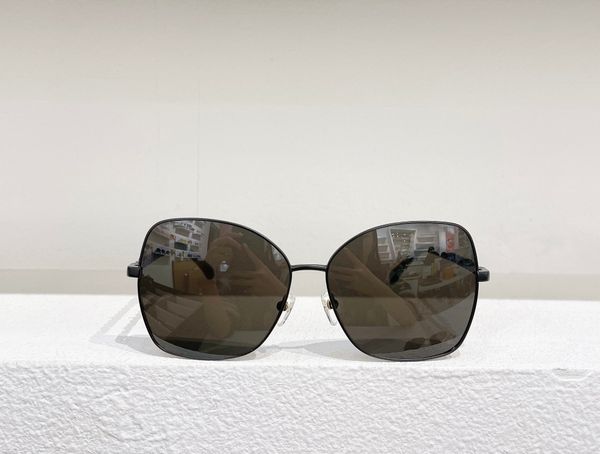 

classic square sunglasses black/dark grey lens 4274 chain sunglasses for women sun glasses des lunettes de soleil with box, White;black