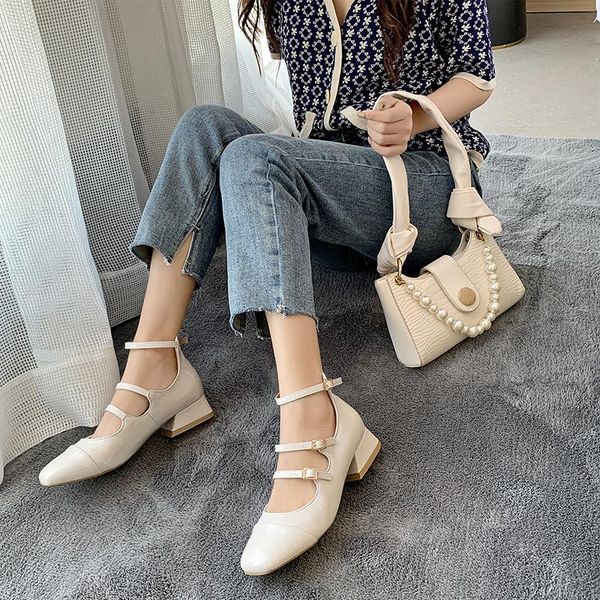 

dress shoes 2021 mary janes red white leather women sandals sqaure heels closed toe fashion wedding party buckle design woman pumps, Black