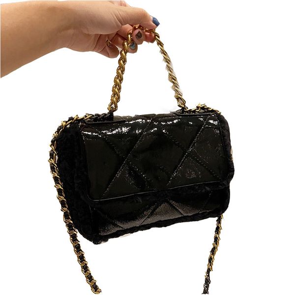 

fall winter calfskin shearling bags wax leather 19 series quilted matelasse chain cross body shoulder daily famous designer luxury women bra