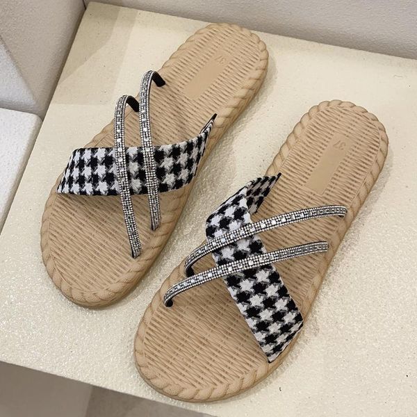 

slippers outdoor soft sole women's sandals in summer 2021 striped grid flat bottom flash drill schoolgirl beach shoes, Black