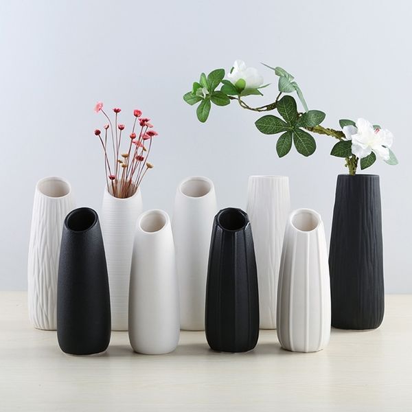 Keramikvasen Nordische minimalistische einfache weiße / schwarze Tischvase im europäischen Stil Heimdekoration Mode Blumentopf Handwerk Geschenk 210409