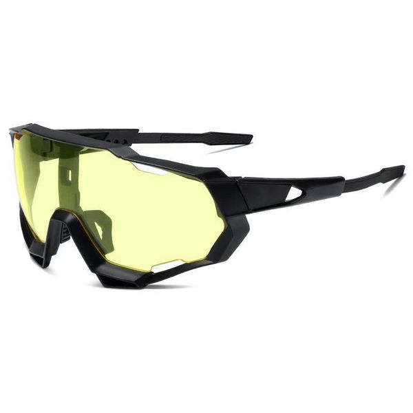 

outdoor eyewear sell style plastic with pc lens against uva/uvb fashion sport cycling sunglasses wholesale men
