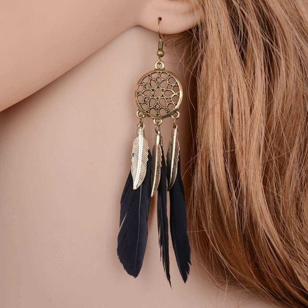 

long retro veer leaves women's earrings ornaments gifts, Golden
