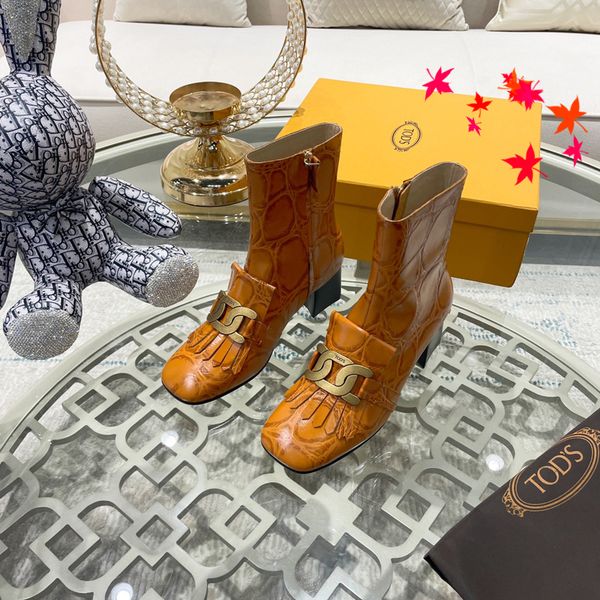 

2022 winter women dress boots high heels design leather boot knitted sock-like flats biker luxury designer shoes tall ankle booties with log, Black