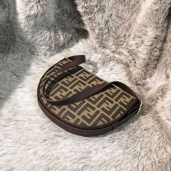 

french minority leather middle ancient saddle bag big brand retro underarm fashion classic old flower antique handbag zly