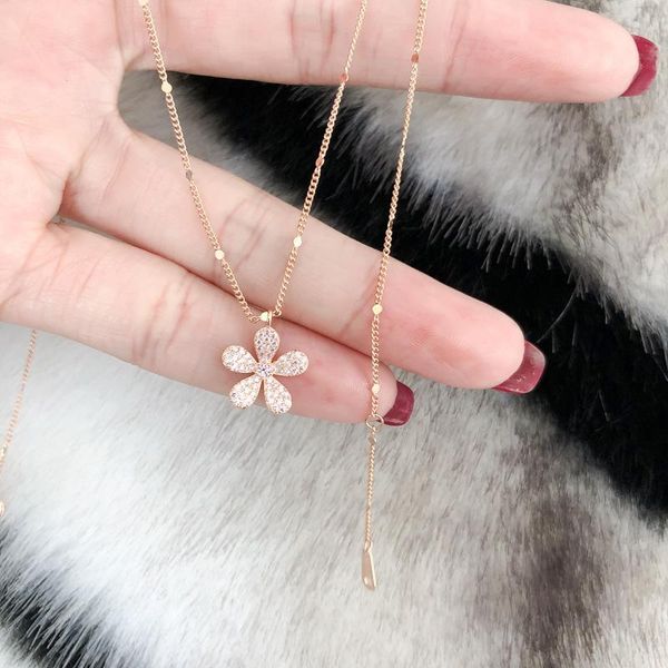 

chains kai li necklace women in 2021, the light of luxury niche design feeling lucky clover collarbone chain summer, Silver