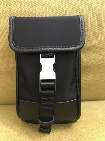 

men's and women's mobile phone bags pop street style