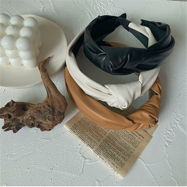 

hk5 korean dongdamen pu leather middle knot solid leather wide brim wash headbands face hair band femininity go out hairpin, Silver