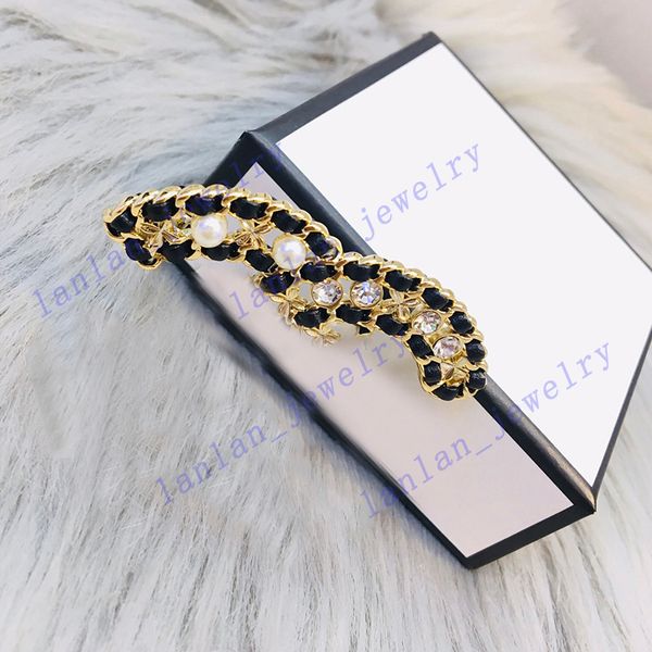 

l-c21 designer brooches black leather pearl inlaid diamond pins classic double letter with steel sealmother's day gifts, Gray