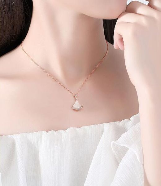 

necklaces s925 sterling silver natural hetian jade skirt dance song fan-shaped necklace female wild temperament senior clavicle chain