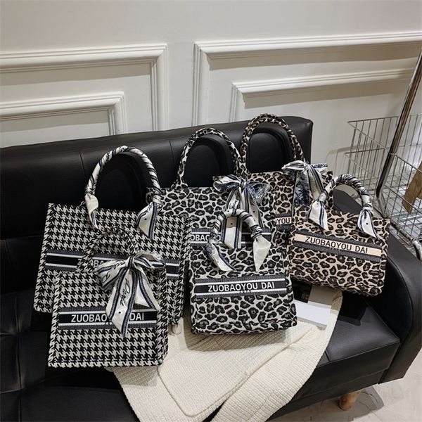 

70% off deals online 2022 autumn and winter new texture large capacity leopard tote bag korean version foreign style handbag leisure armpit