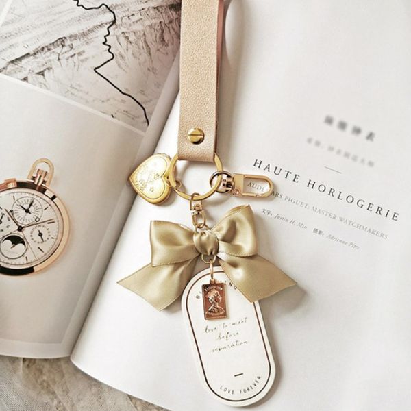 

2022 New Fashion Pendant Festival Gift Car Key Chain Accessories ZK001