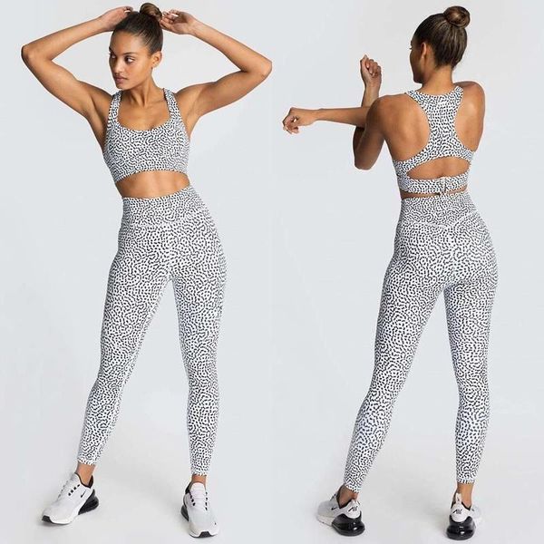 

yoga outfit women's tracksuit set female clothing knitted 2 pcs fitness high impact bra push up leggings running suits