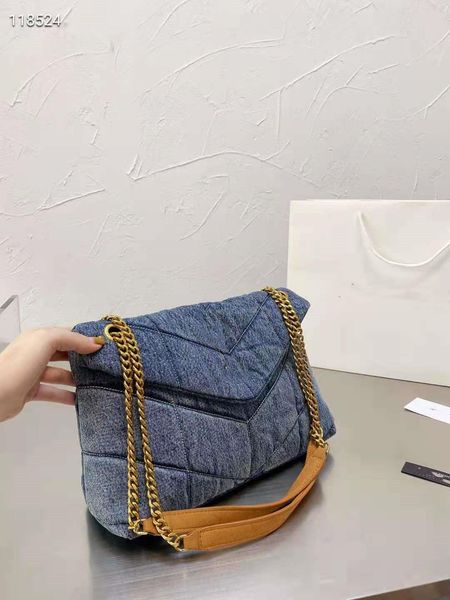 

2021 designer shoulder bag women's washed denim chain bag size 30cm