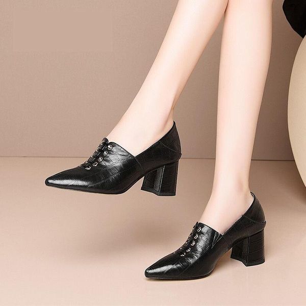 

dress shoes 2021 spring autumn shallow mouth single women's thick heel pointed small british style, Black