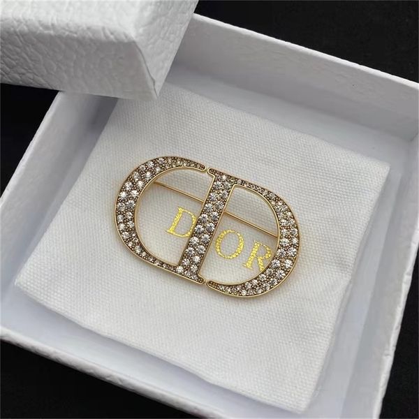 

85% off factory clearance home home classic full diamond brooch women's clothing accessories fashion simple accessories, Gray