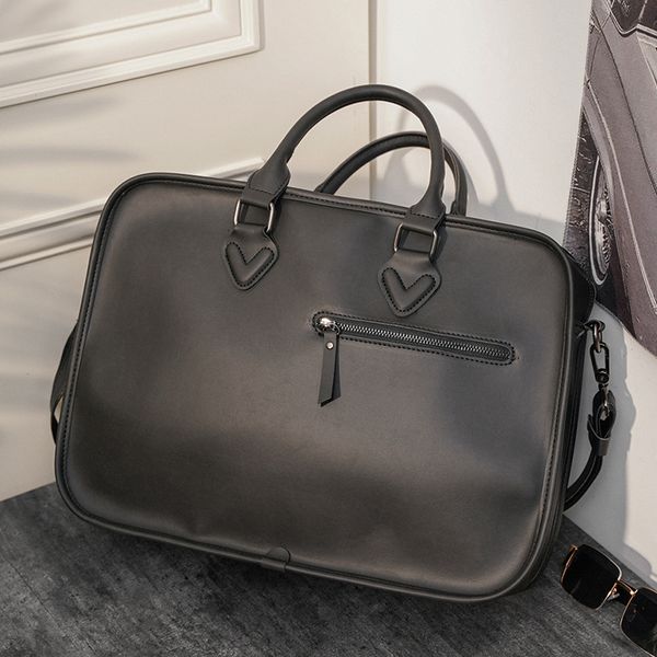 

wholesale factory men shoulder bags retro crazy horse leather handbag joker shaped leather business briefcase simple solid color multifuncti