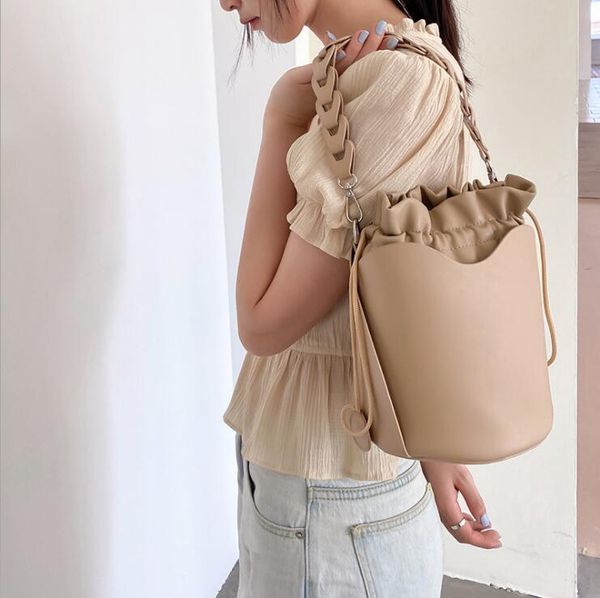

waist bags magogo fairy bucket bag trend celebrity with the same ins single shoulder messenger 5colors