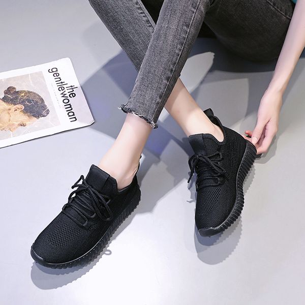 

2021 arrival knit running shoes mens womens sport tennis runners triple black grey pink white outdoor sneakers size 35-40 wy11-1766