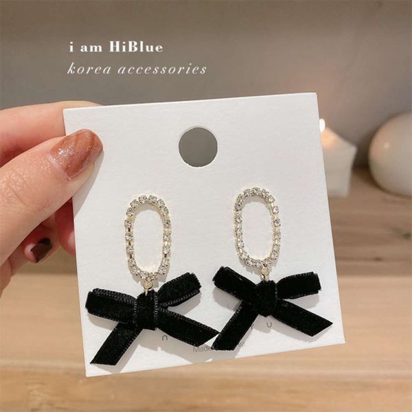 

velvet bow earrings new fashion in autumn and winter of 2020, Black