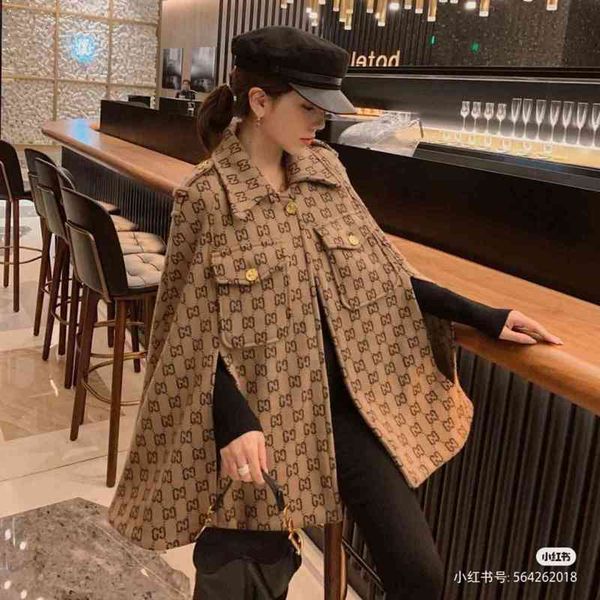 

cloak 2021 windbreaker fashion knitted mink coats female fashionable atmospheric winter jacquard women's woolen shawl ladies clothing f, Black
