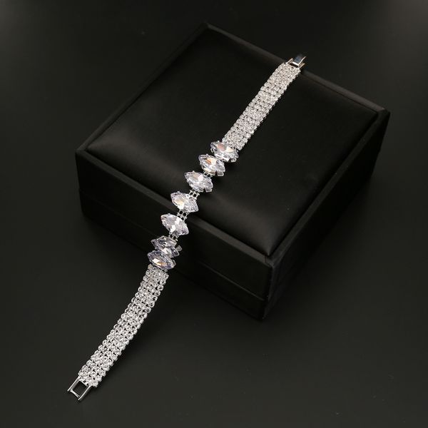 

factory wholesale jewelry full super flash diamond zircon bracelet women's fashion personality bridal jewelry b273 party gift