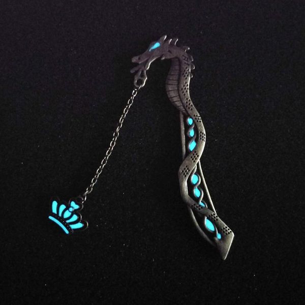 

bookmark vintage luminous dragon retro glow-in-the-dark metal crown elf fluorescent hairpin learning gift