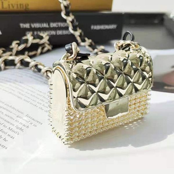 

wanghong same metal mini earphone xiaoxiangfeng lingge chain hanging neck pearl women's waist bag