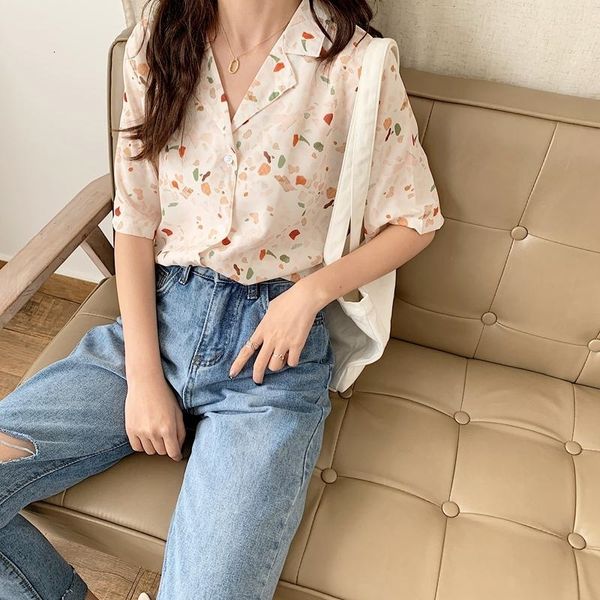 

women's blouses & harajuku floral printed women blouse summer short sleeve turn-down v neck blusas female korean style chiffon shirts, White