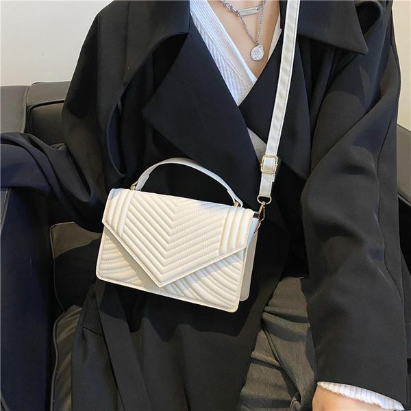 

evening bags autumn and winter fashion simple messenger temperament one-shoulder embroidered thread solid color bag women