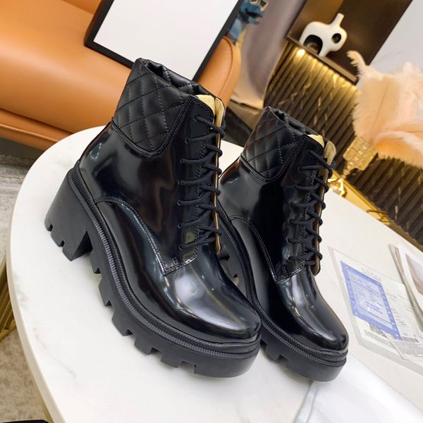 

2022 new luxury brand designer women boots thick heel desert platform boot bee star genuine leather winter shoe luxury designer heels with b, Black