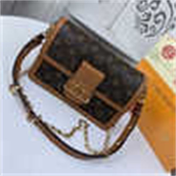 

early body m44391 m44580 2020 brand spring messenger bag handbags iconic designer handles shoulder bags totes cross luxury m43599 bag cl