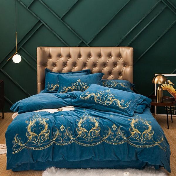 

bedding sets luxury blue brown green european gold embroidery winter fleece duvet pillowcase velvet set flannel sheet/linen cover bed
