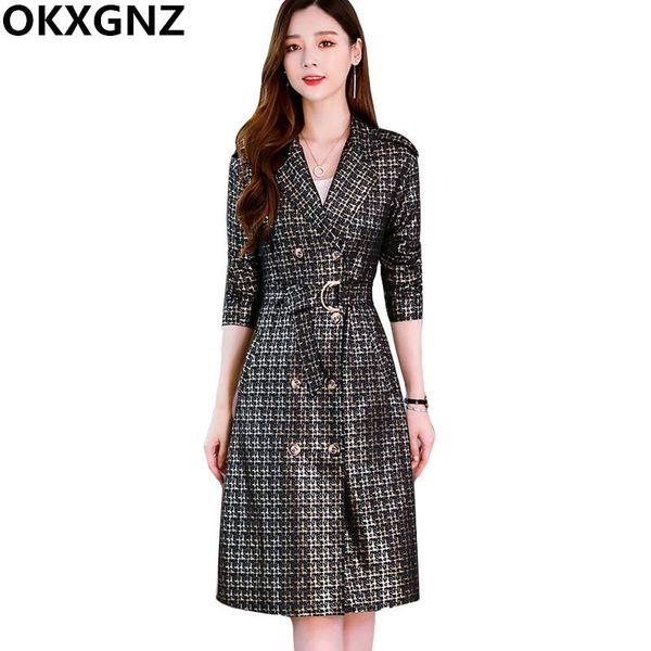 

women's trench coats 2021 autumn suede women coat plaid casual turn-down collar windbreaker female double breasted belt oversize outwea, Tan;black