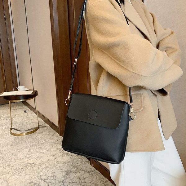 

retro messenger 2020 urban new one-shoulder winter bag small square fashion texture women simple wafre