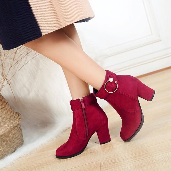 

boots big size fashionable british wind tip, rough heel, side zipper, short barrel belt button, Black