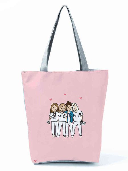 Cartoon Ladies Nurse Printed Handbag Borsa a tracolla pieghevole da donna ad alta capacità Shopping riutilizzabile Eco Chic Travel Beach