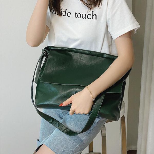 

Wholesale ladies leathers shoulder bags Europe and America popular large joker backpack outdoor leisure leather crossbody bag soft leather fashion handbag, Green