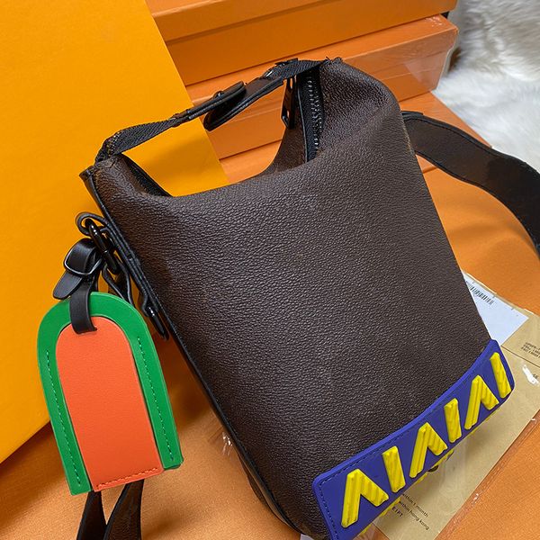 

luxury men bucket bags designer hand messenger bag 2021 early autumn handbag new latex letters large capacity simple textured single-shoulde