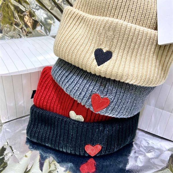 

new knitted hat net red embroidery heart color warm hats, Blue;gray