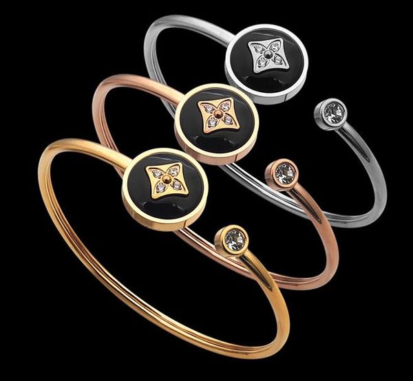 

o uis avuit ton leather love bracelet titanium steel bracelets gift box send packing designer v letter with round diamond black agate flexib, Golden;silver